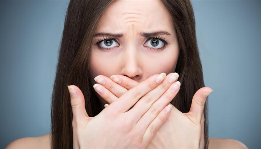 Alitosi, un fastidioso disturbo che può essere eliminato Alitosi, un fastidioso disturbo che può essere eliminato